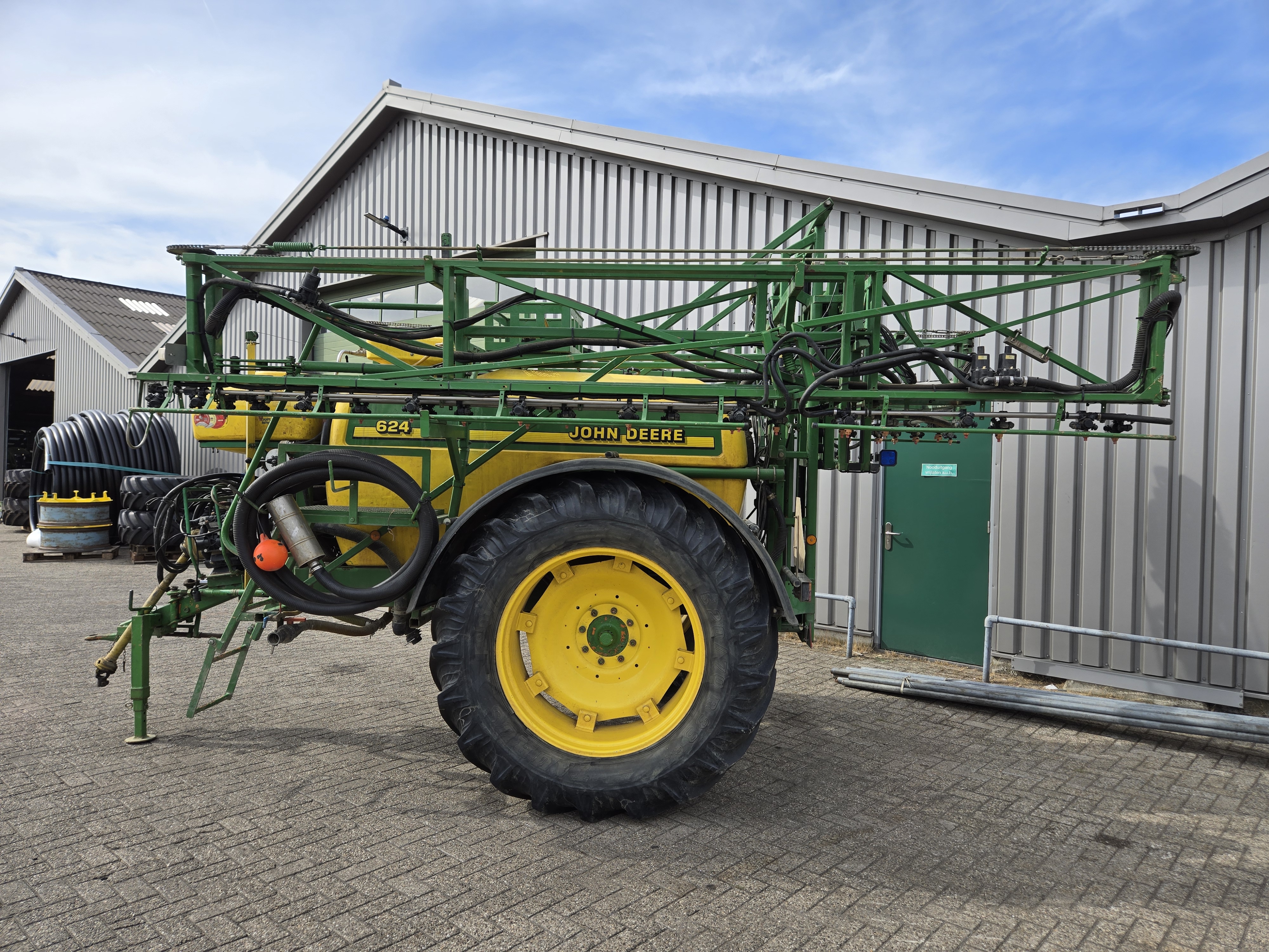 John Deere 624 sprayer