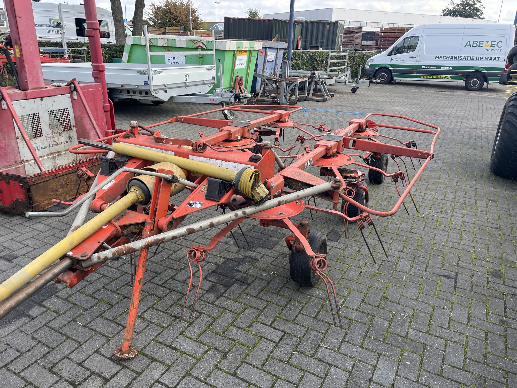 Fella TH 790